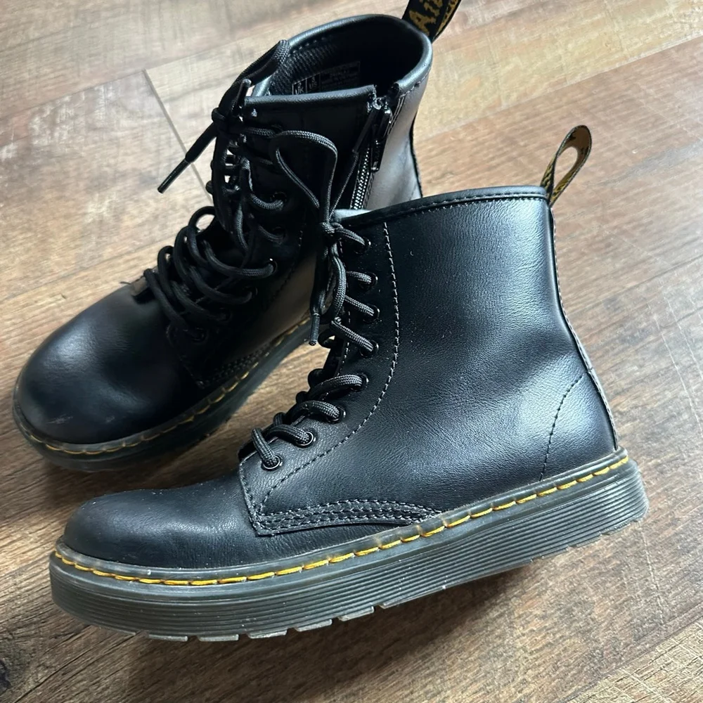 Dr. Martens 1460 Black Smooth Leather Lace Up Boots US 3 - Picture 7 of 16